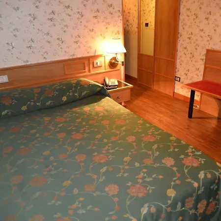 Hotel And Wellness Patriarca 3*